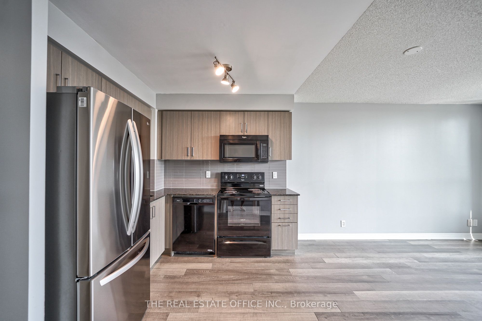 80 Esther Lorrie Drive 715, Toronto, ON M9W 4V1 photo 5