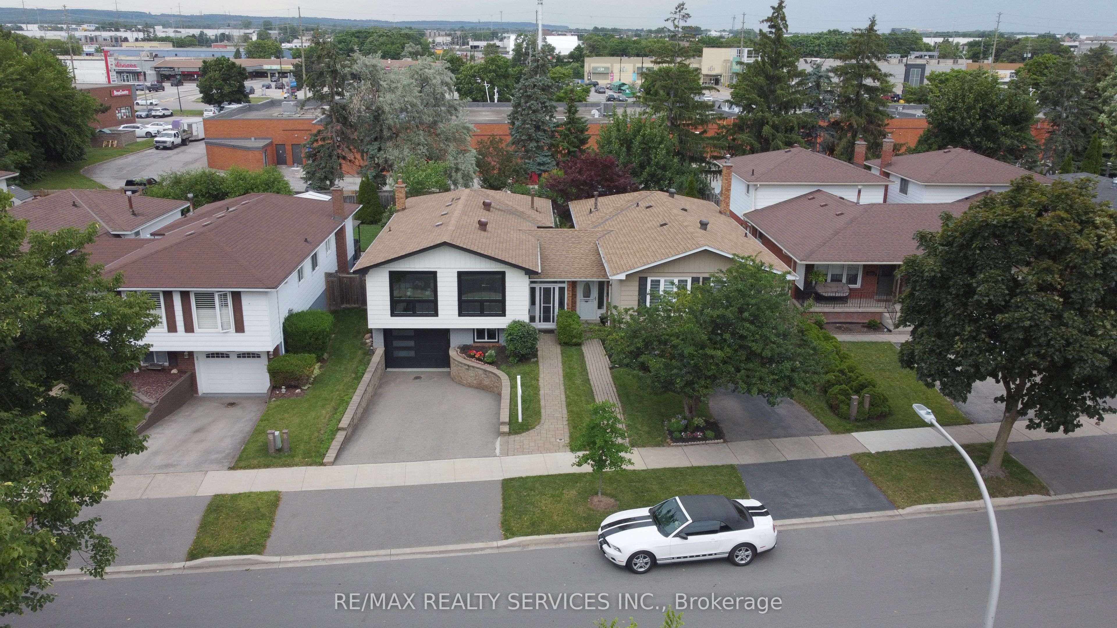 3469 Caplan Crescent, Burlington, ON L7N 2P9 photo 2