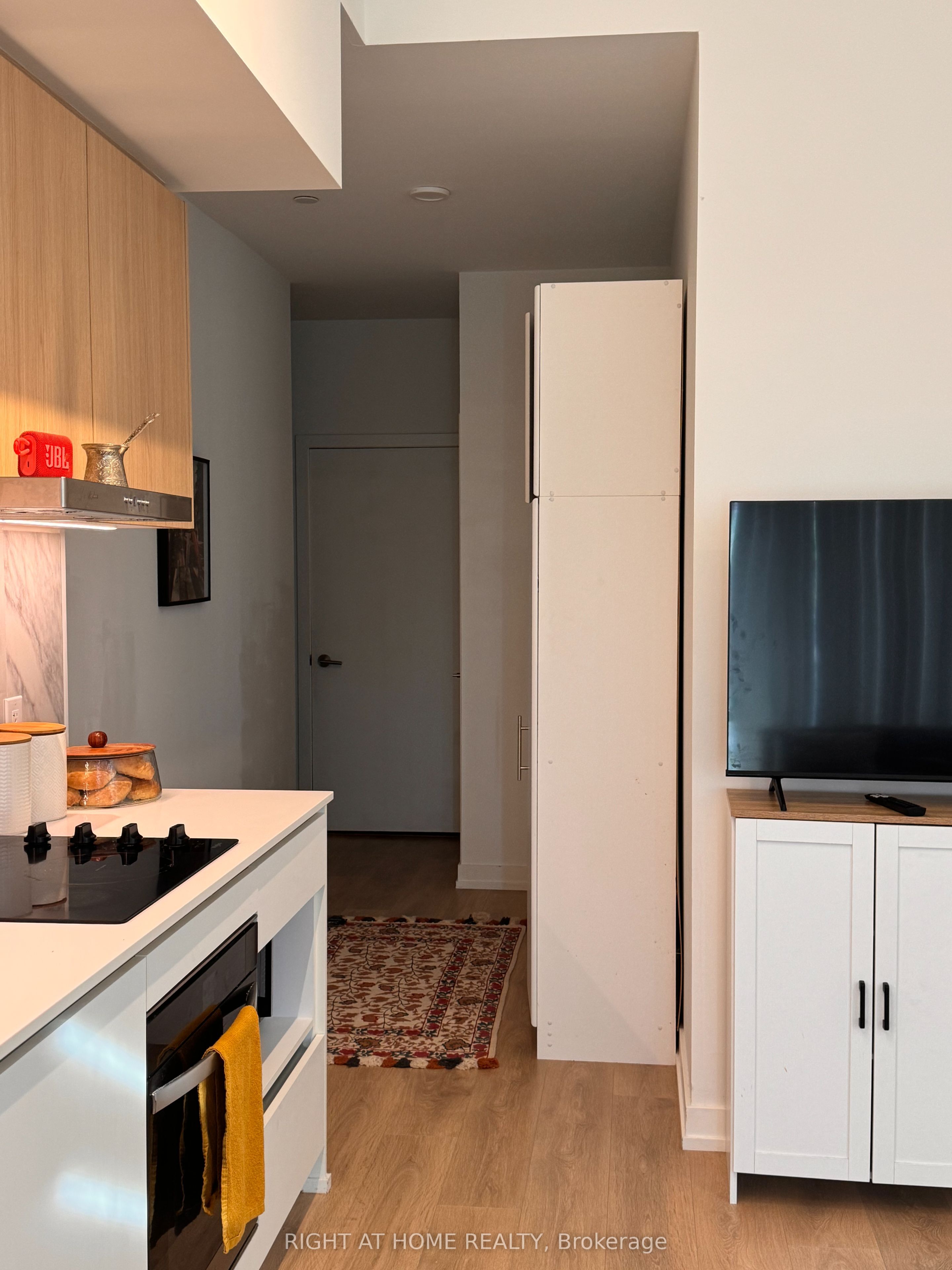 1100 Sheppard Avenue W, Toronto, ON M3K 0E4 photo 5