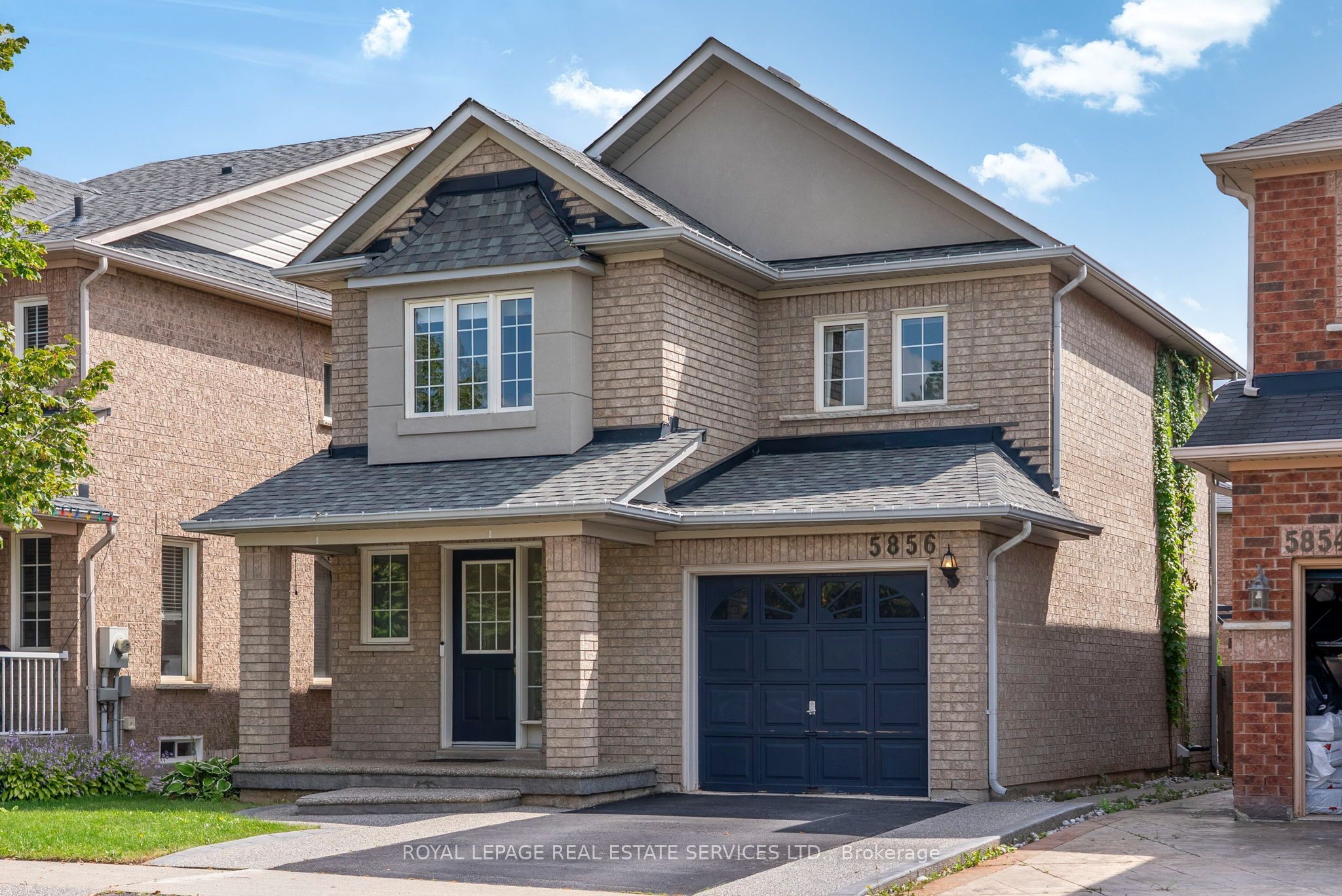 5856 Blue Spruce Avenue, Burlington, ON L7L 7N8 photo 4