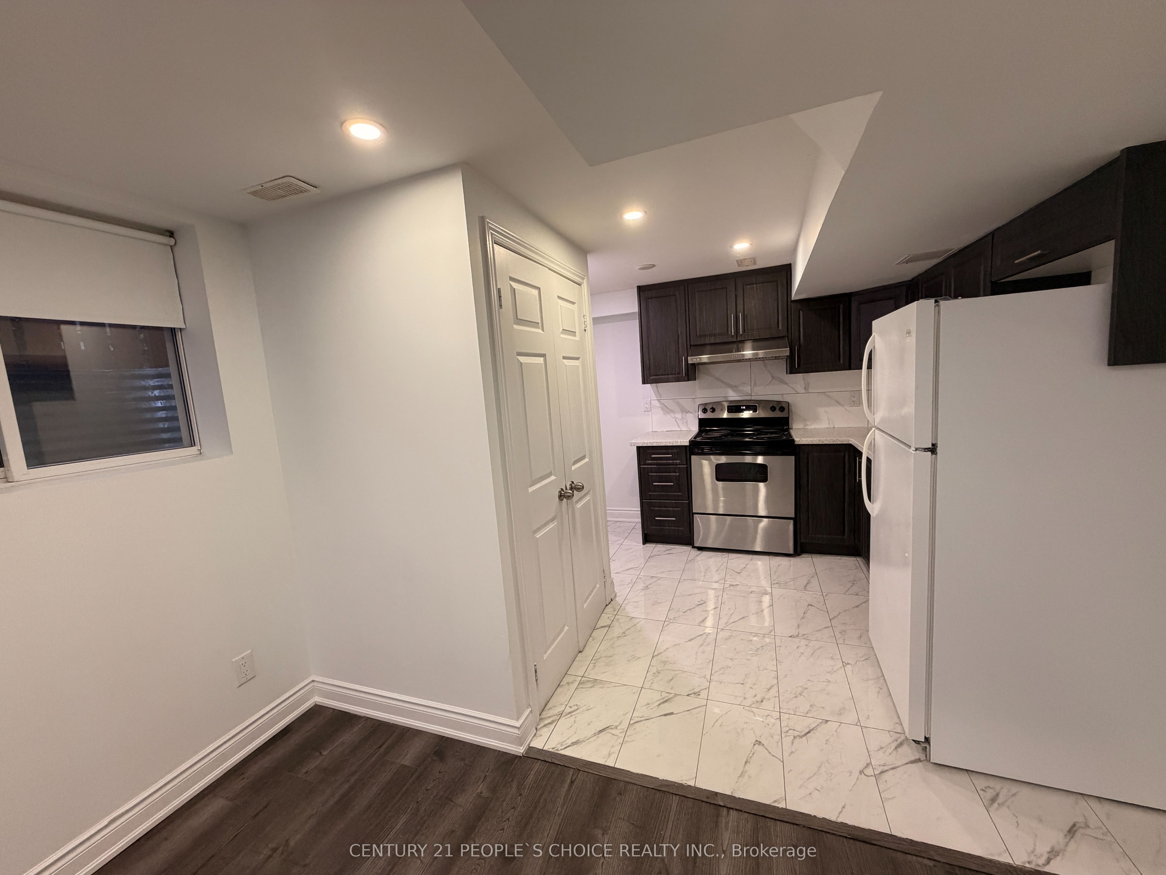 36 Allangrove Drive Unit 2, Basement, Brampton, ON L7A 2M3 photo 5