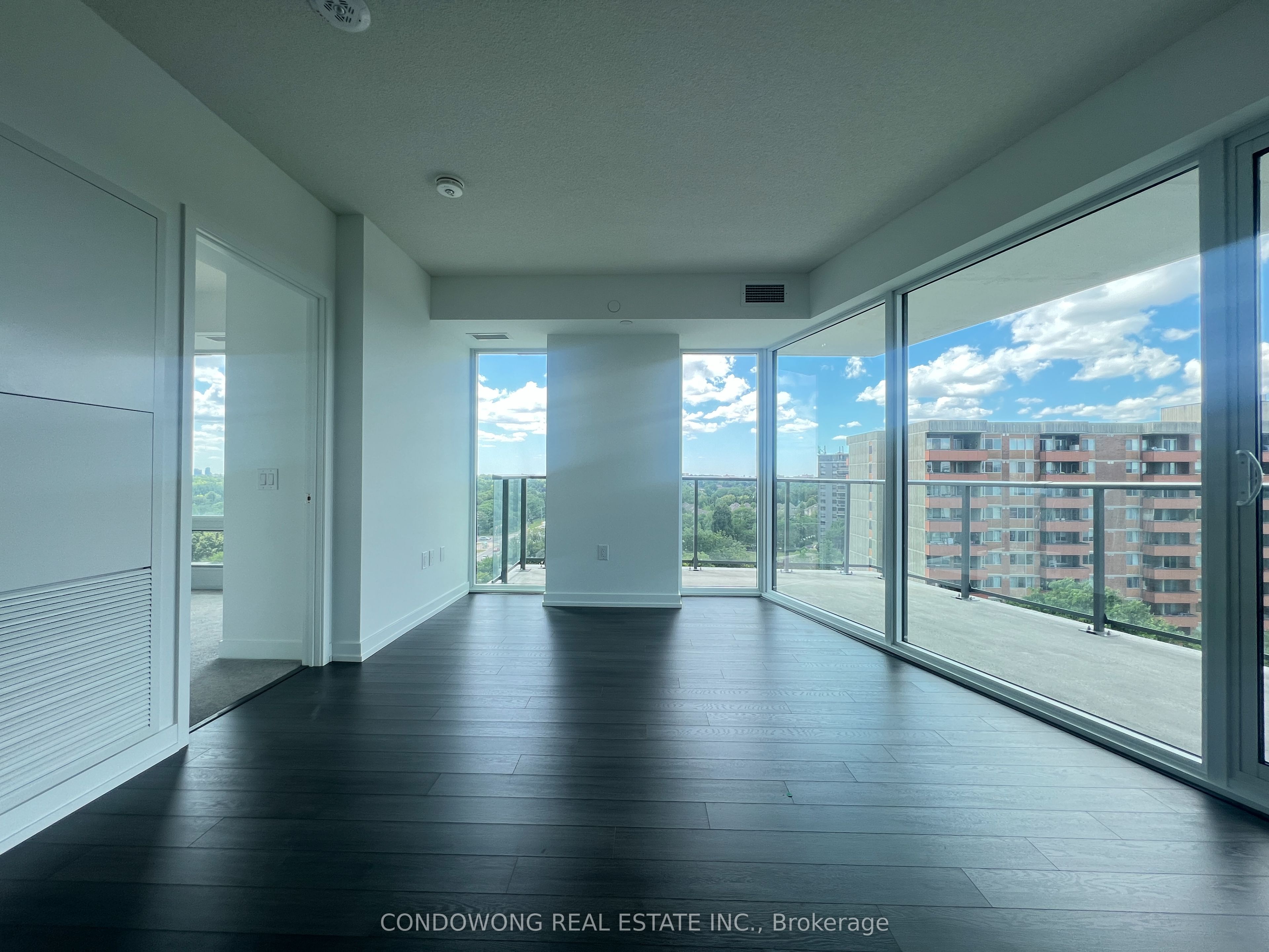 4010 Eglinton Avenue W 1002, Toronto, ON M5N 1A2 photo 3