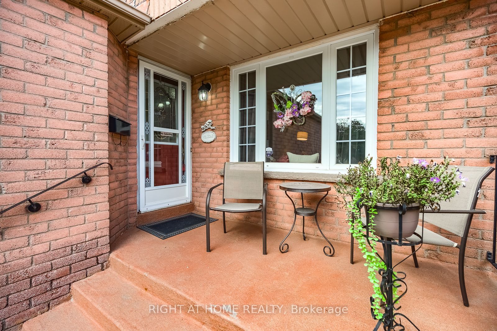54 Niagara Place, Brampton, ON L6S 4Y8 photo 4