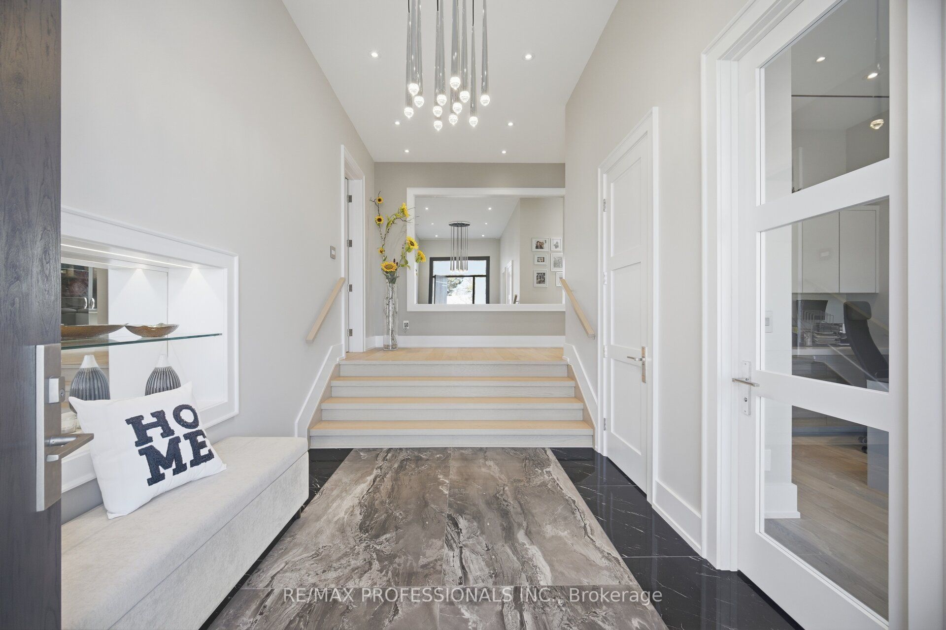 466 The Kingsway, Toronto, ON M9A 3W4 photo 5