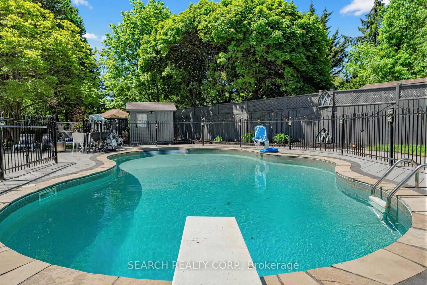 1421 Watersedge Road, Mississauga, ON L5J 1A3 photo 4