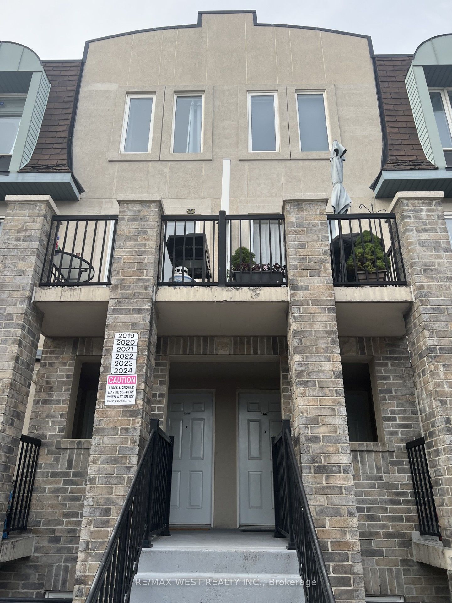 125 George Appleton Way 2020, Toronto, ON M3M 0A2