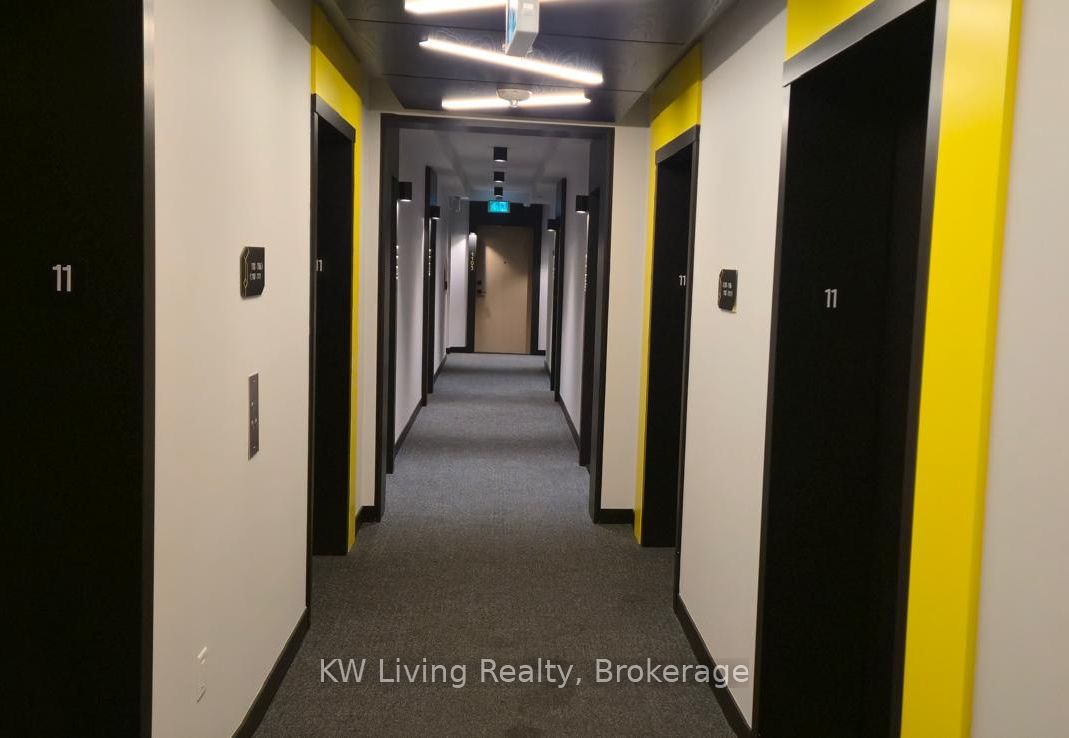 36 Zorra Street 1103, Toronto, ON M8Z 0G5 photo 2