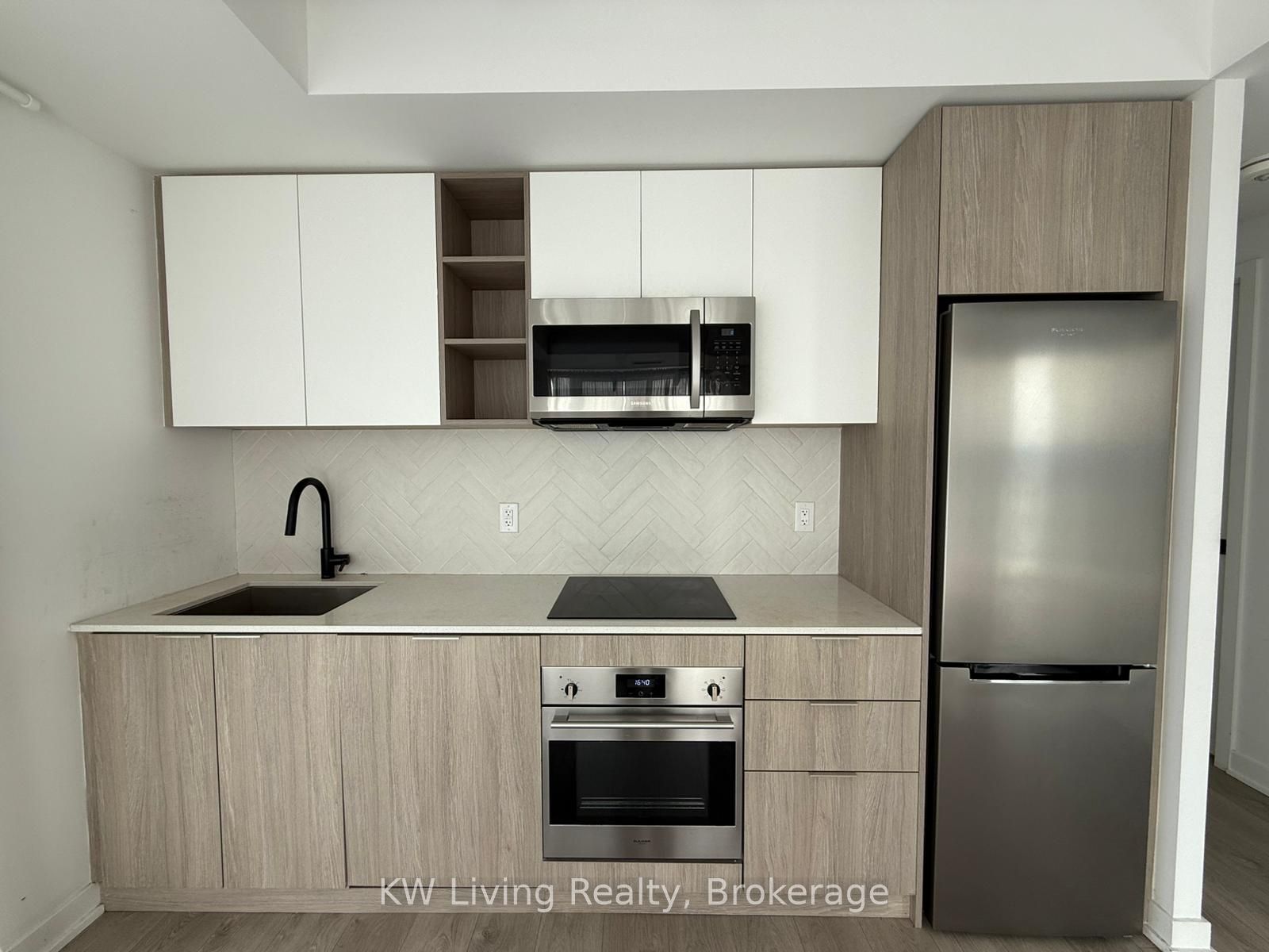 36 Zorra Street 1103, Toronto, ON M8Z 0G5 photo 5