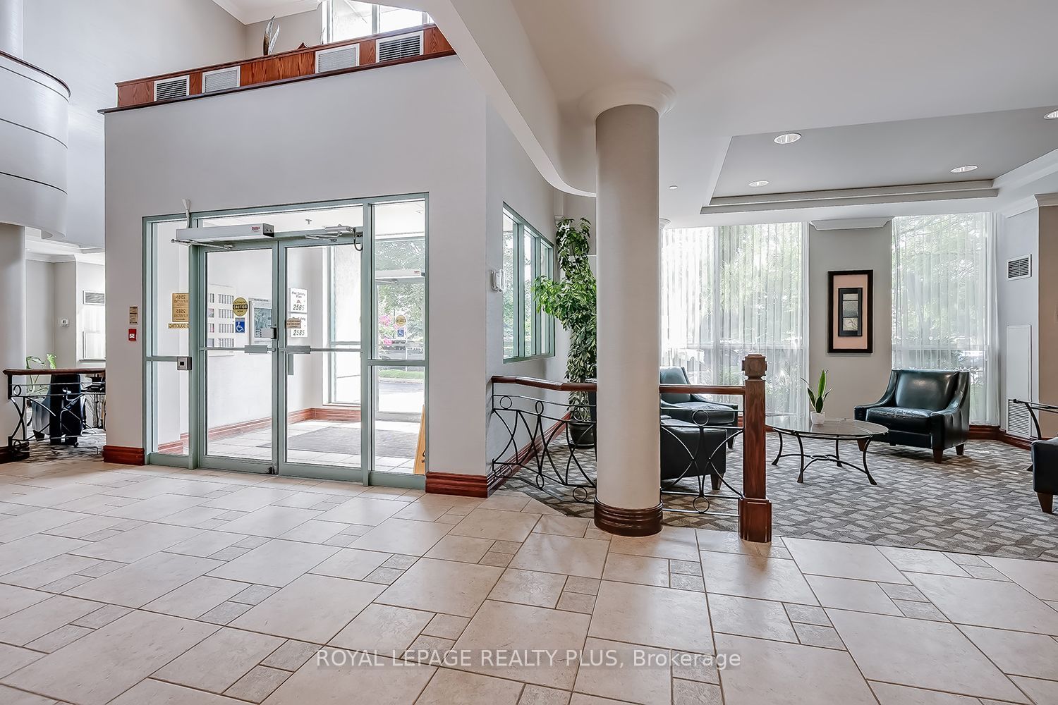2585 Erin Centre Boulevard 1101, Mississauga, ON L5M 6Z7 photo 5