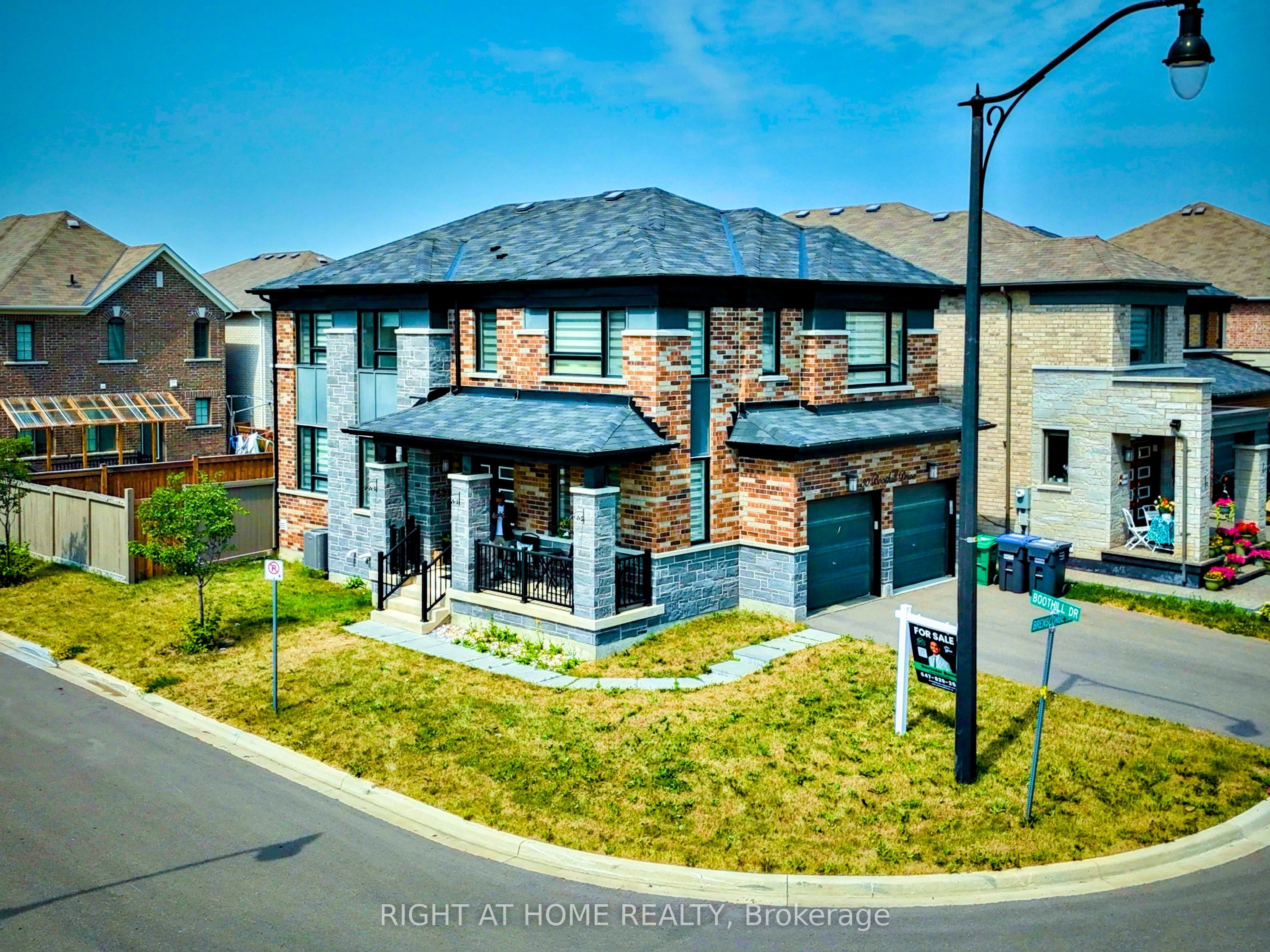 30 Boothill Drive, Brampton, ON L7A 5E4 photo 4