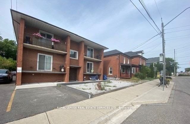 10 Main Street S 4, Halton Hills, ON L7G 3G5
