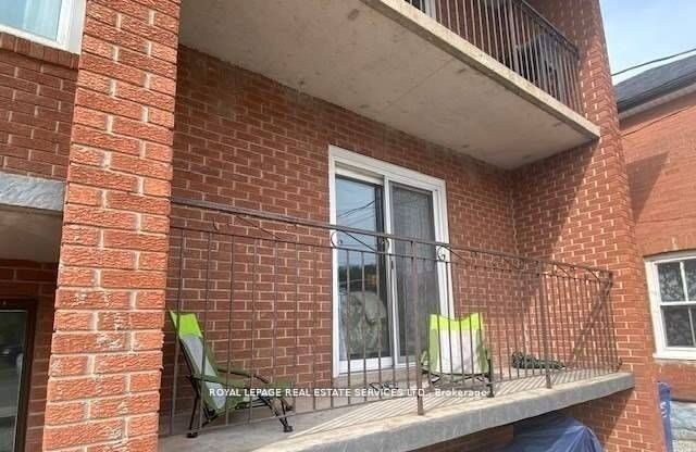 10 Main Street S 4, Halton Hills, ON L7G 3G5 photo 2