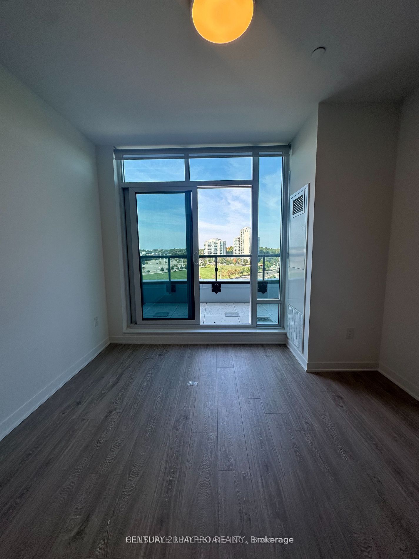 2495 Eglinton Avenue W 808, Mississauga, ON L5M 2T2 photo 5