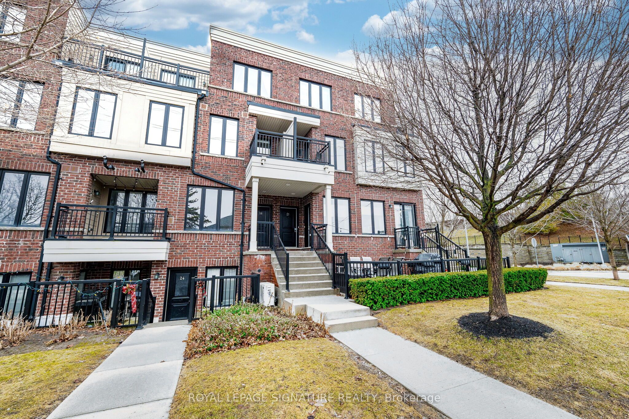 120 Twenty Fourth Street 27, Toronto, ON M8V 0B9 photo 2