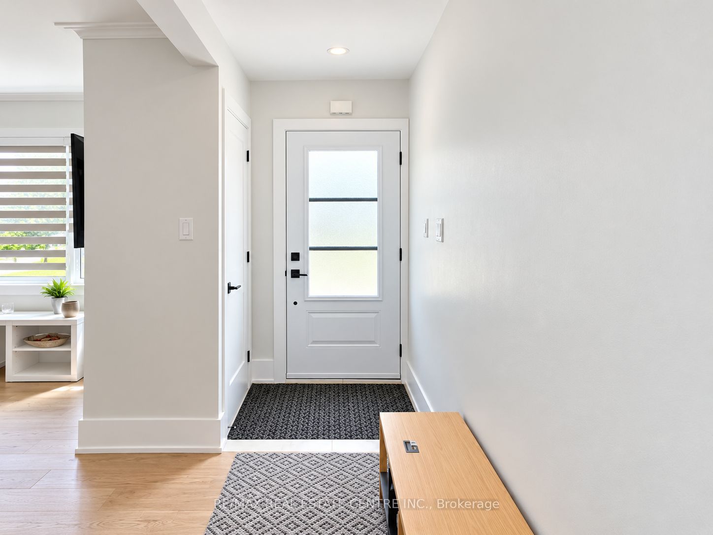 4 Rockfield Drive, Toronto, ON M9B 1S1 photo 3