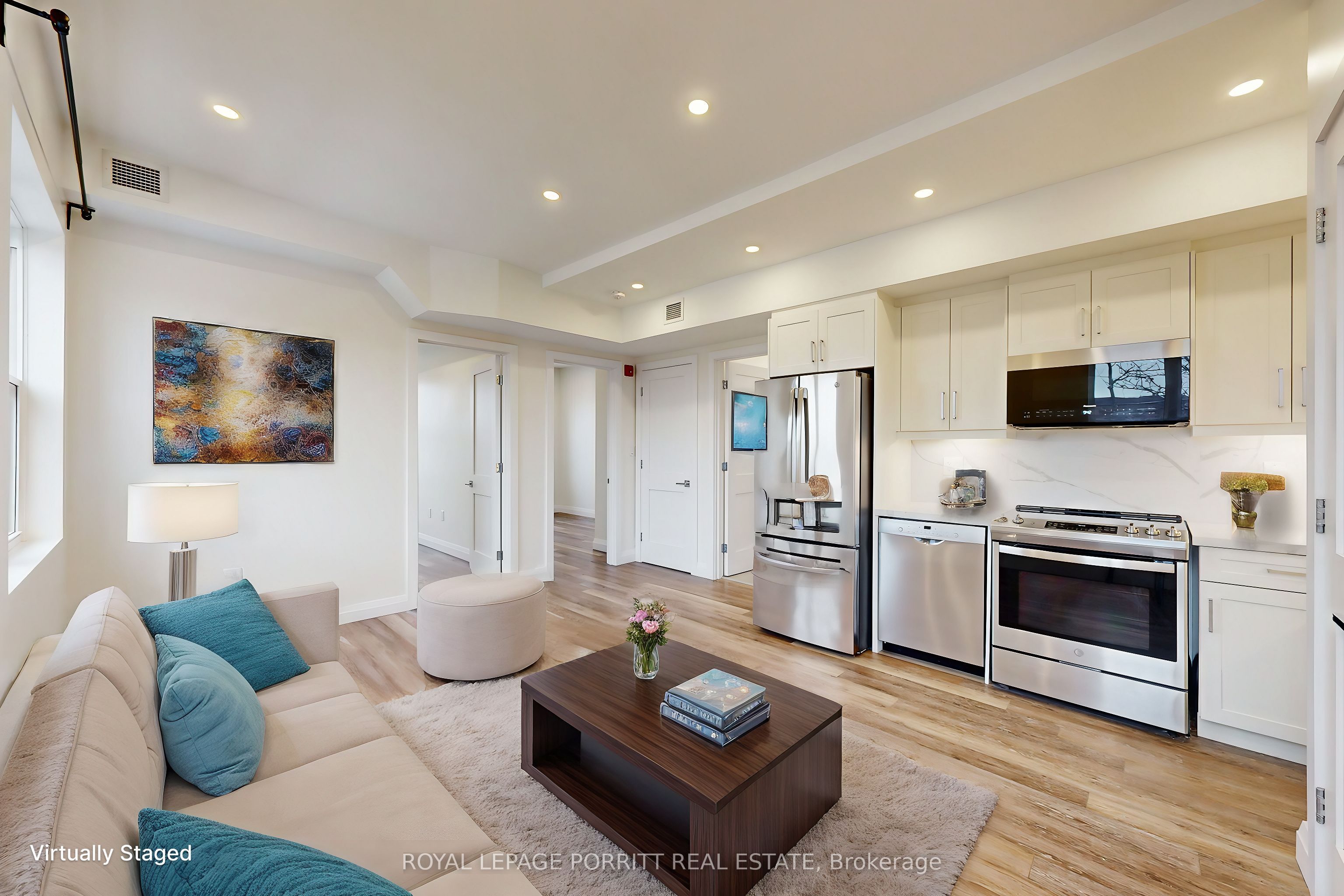 254 Armadale Avenue 3, Toronto, ON M6S 3K4 photo 2