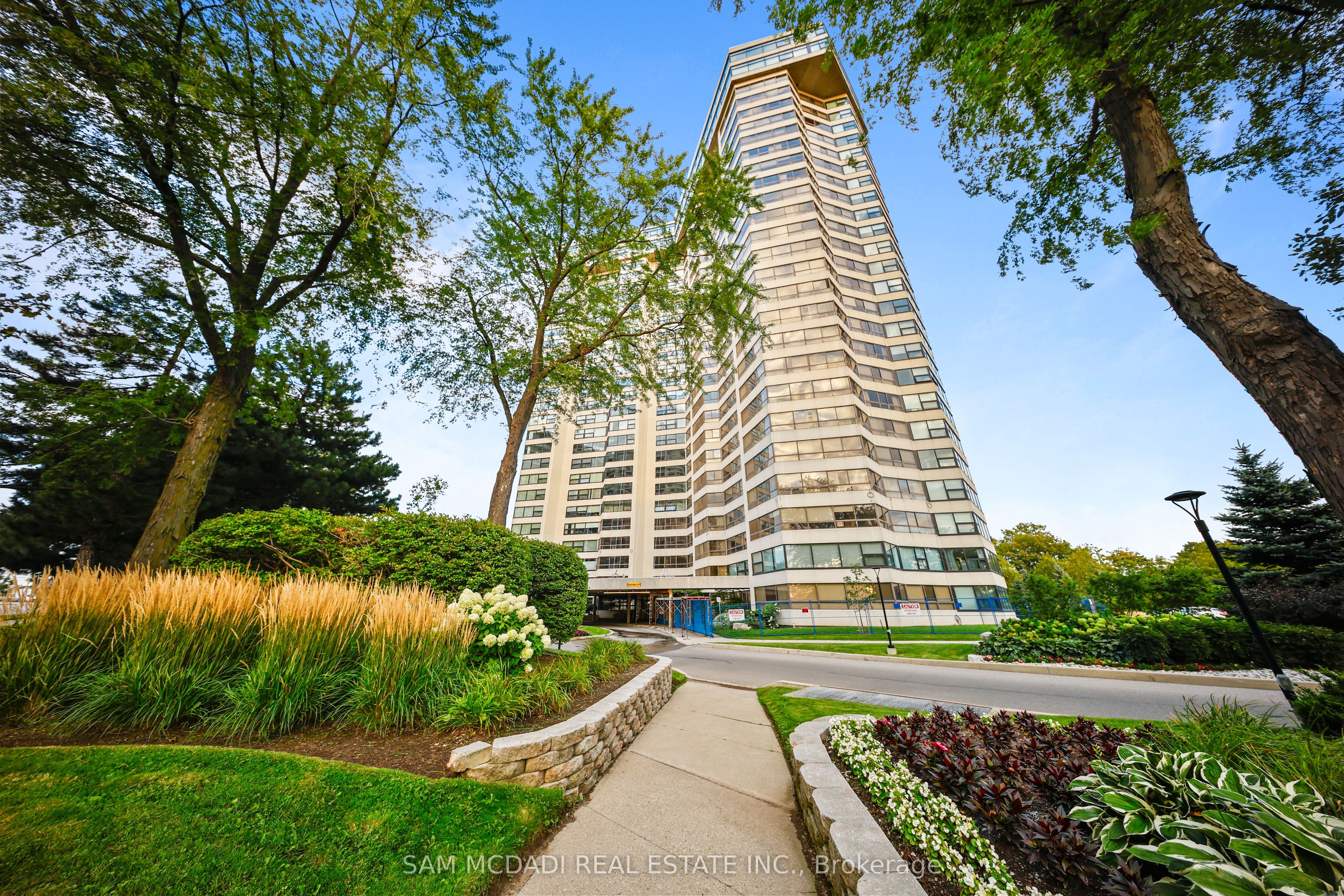 1300 Bloor Street 1007, Mississauga, ON L4Y 3Z2