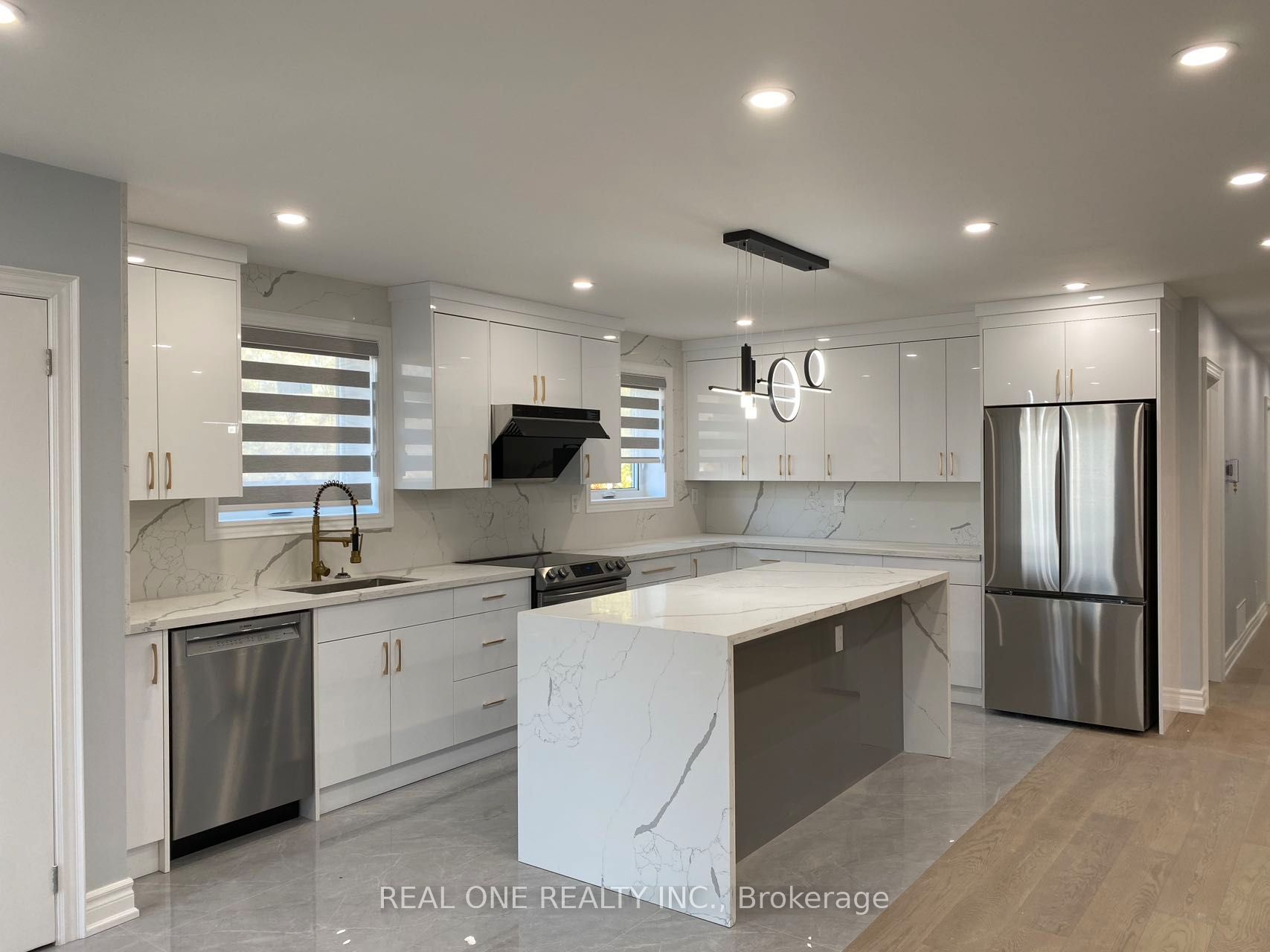 1186 Shadeland Drive ROOM U2, Mississauga, ON L5C 1P4