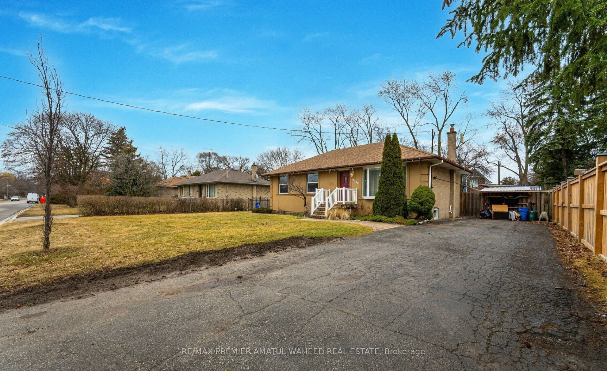 2036 Constance Drive, Oakville, ON L6J 2V5 photo 3