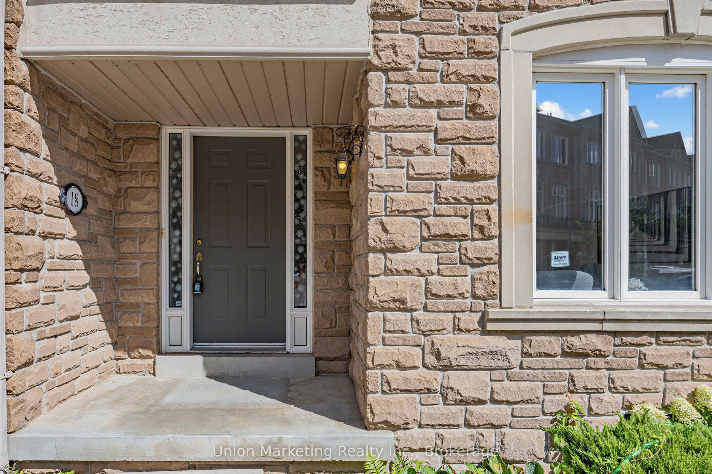 18 Yachters Lane, Toronto, ON M8V 4C5 photo 2