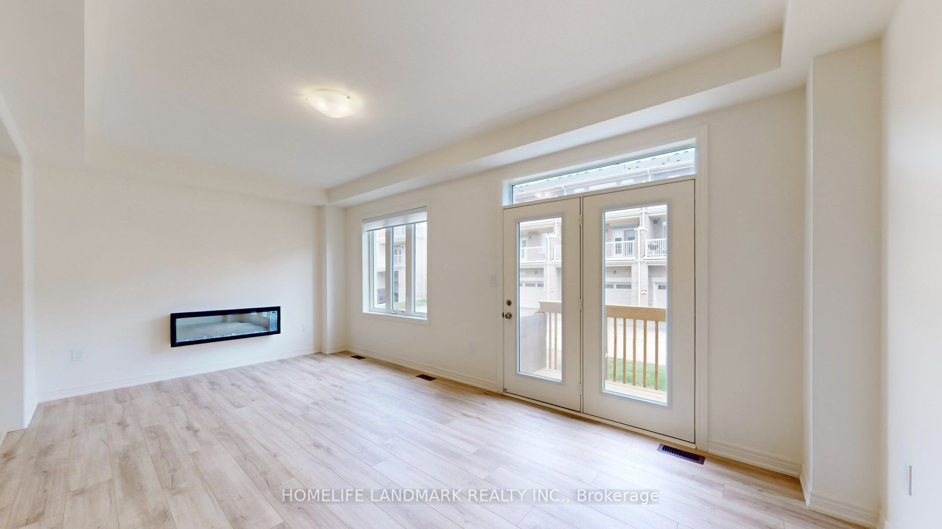 3183 Crystal Drive, Oakville, ON L6M 0W8 photo 5