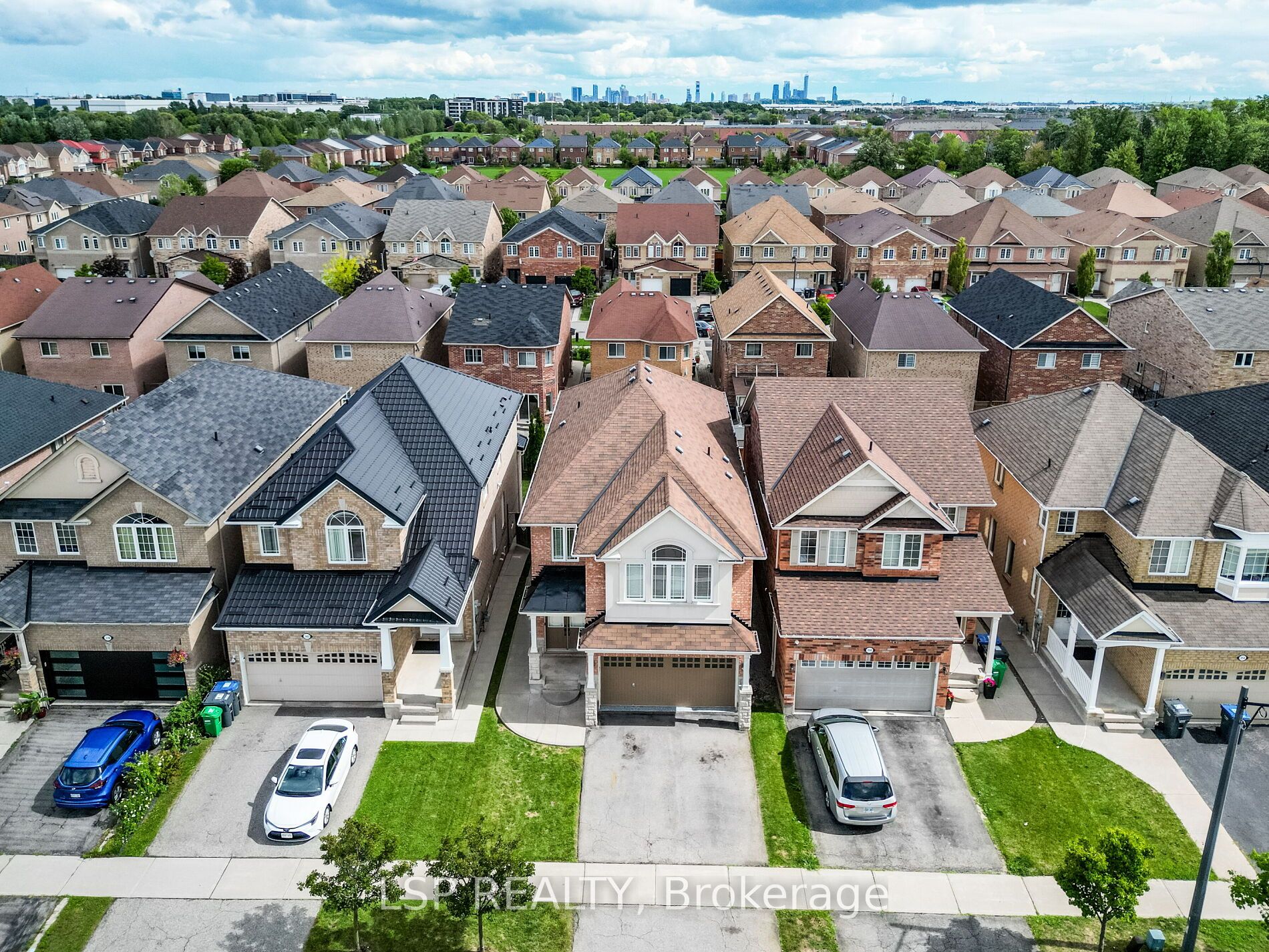 346 Panhellenic Drive, Mississauga, ON L5W 0B9 photo 4