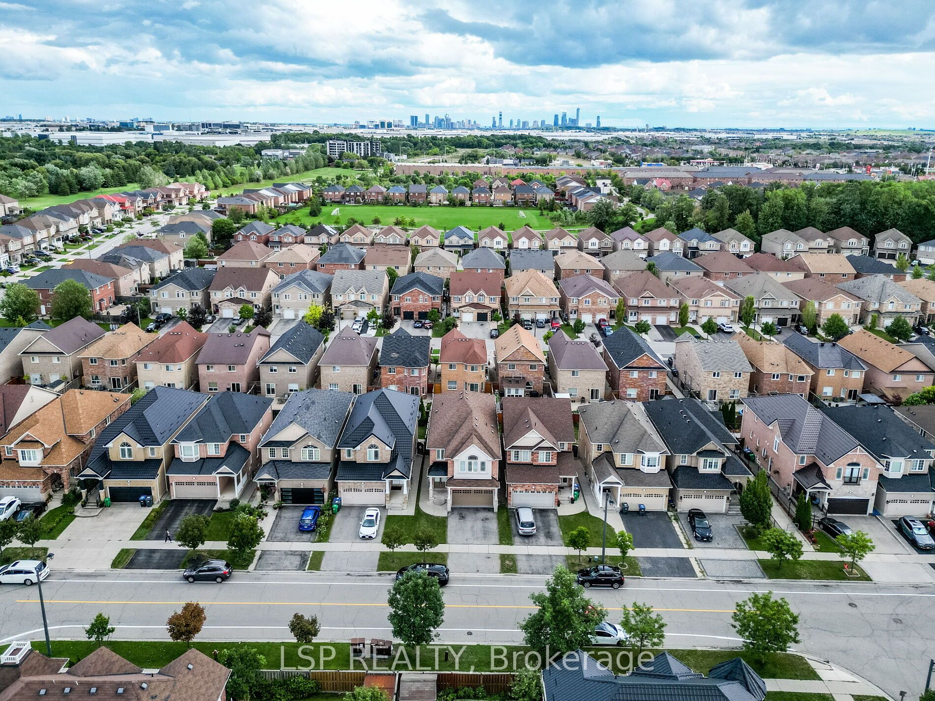 346 Panhellenic Drive, Mississauga, ON L5W 0B9 photo 5