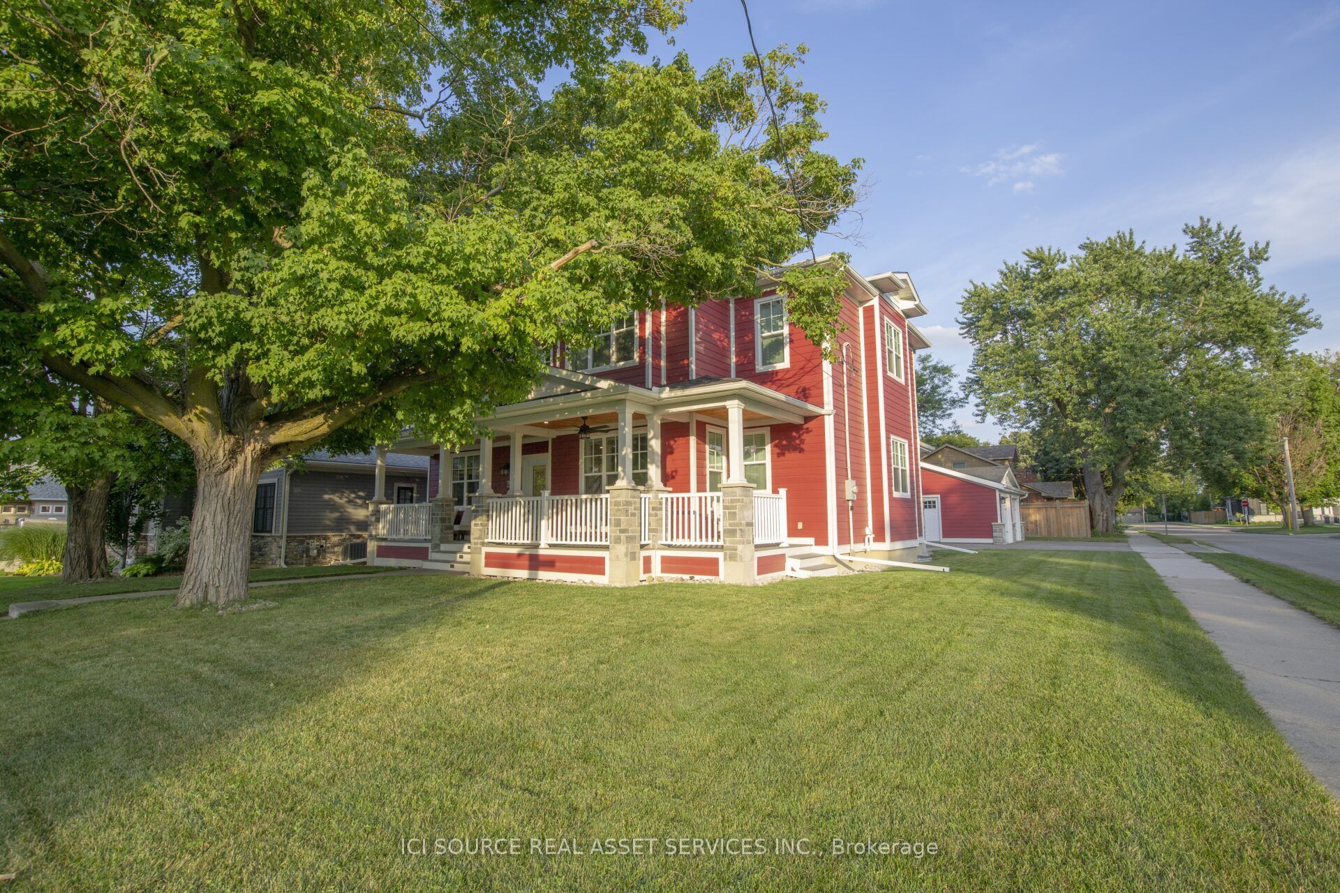62 Miles Street, Milton, ON L9T 1E6 photo 3
