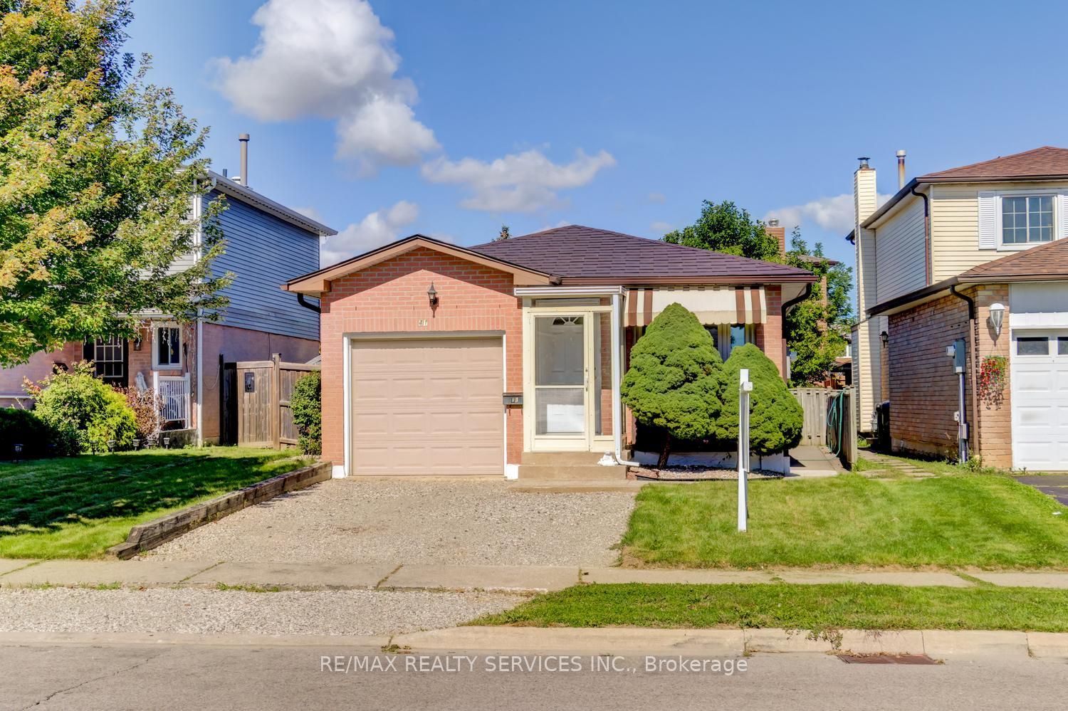 41 Greenleaf Crescent, Brampton, ON L6X 2V5