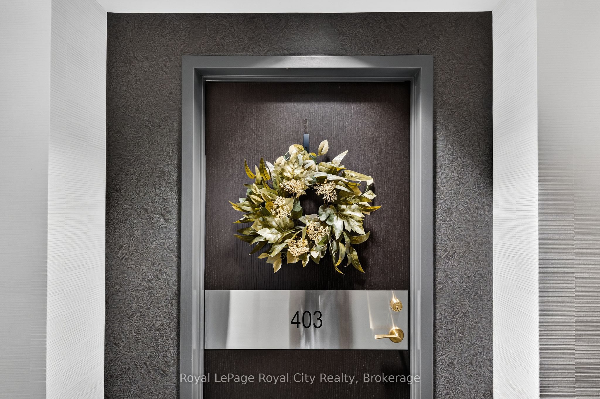 1 Belvedere Court 403, Brampton, ON L6V 4M6 photo 5