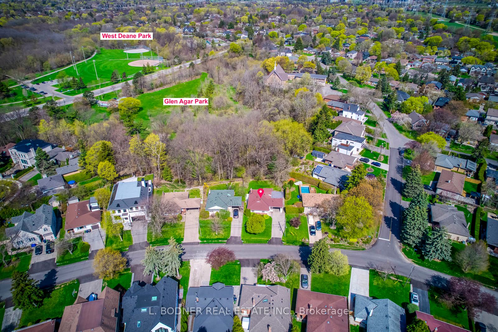 84 Ravenscrest Drive, Toronto, ON M9B 5N3 photo 4