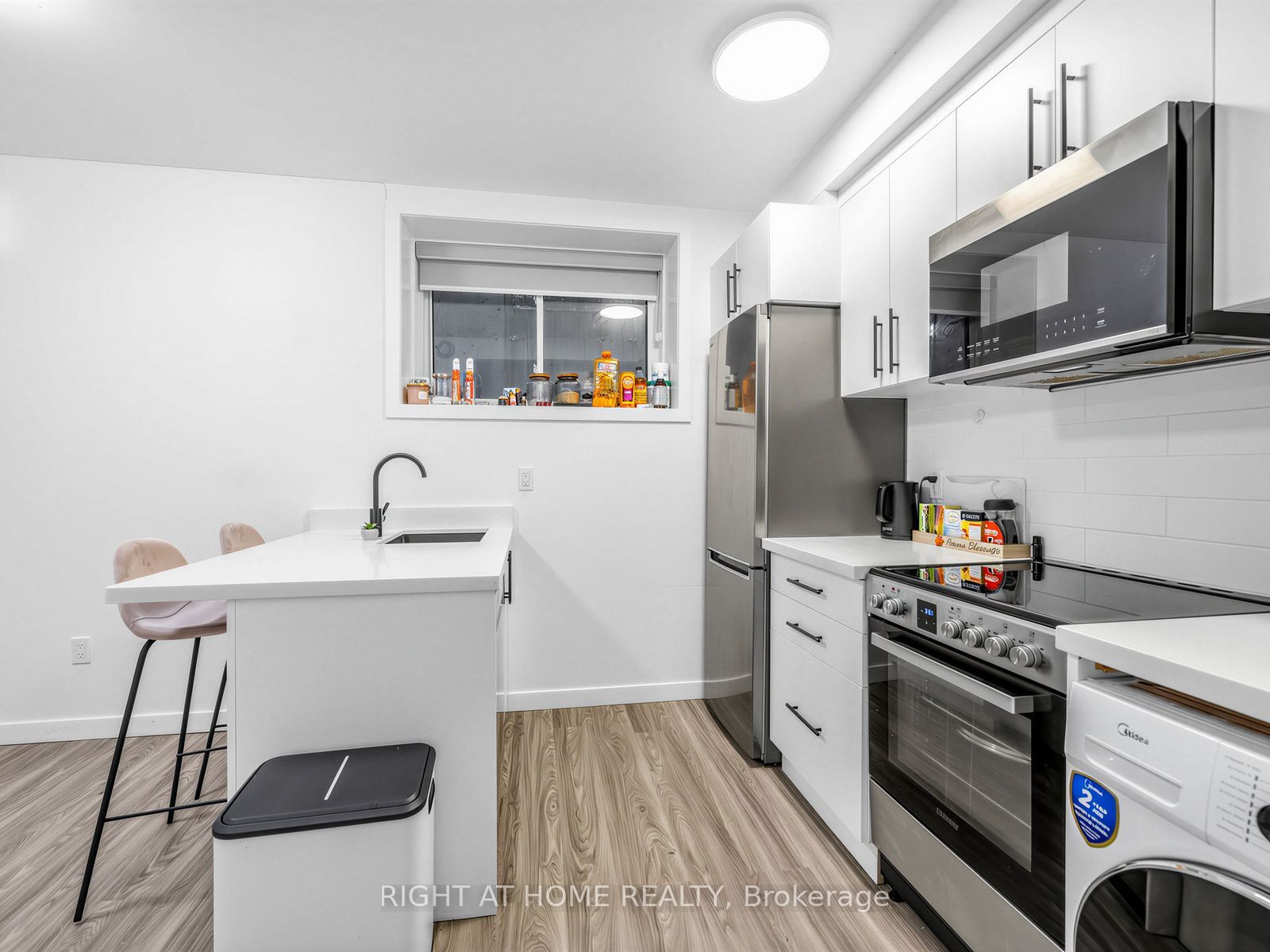 148 Glenlake Avenue 1, Toronto, ON M6P 1E7 photo 4