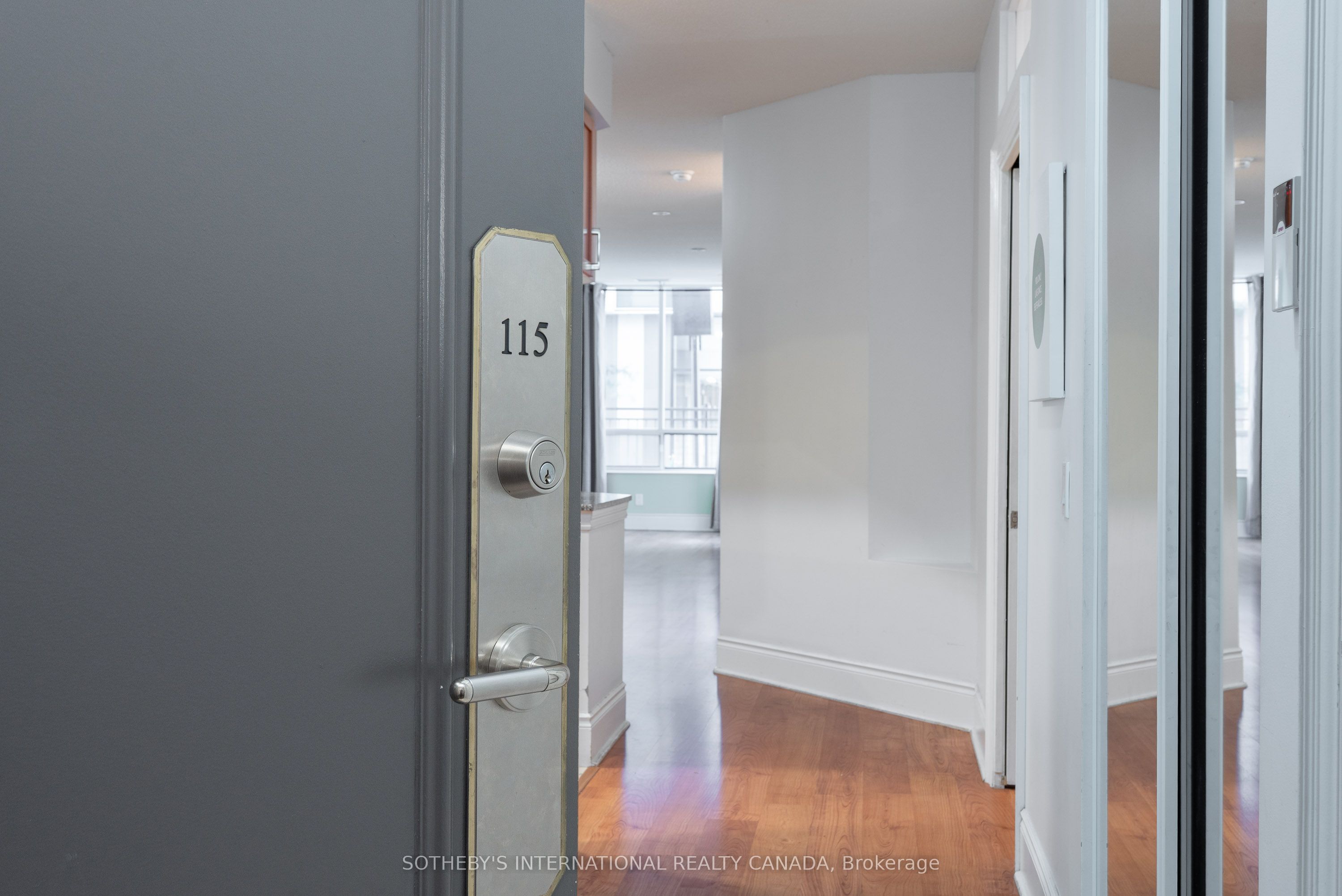 5233 Dundas Street 115, Toronto, ON M9B 6M1