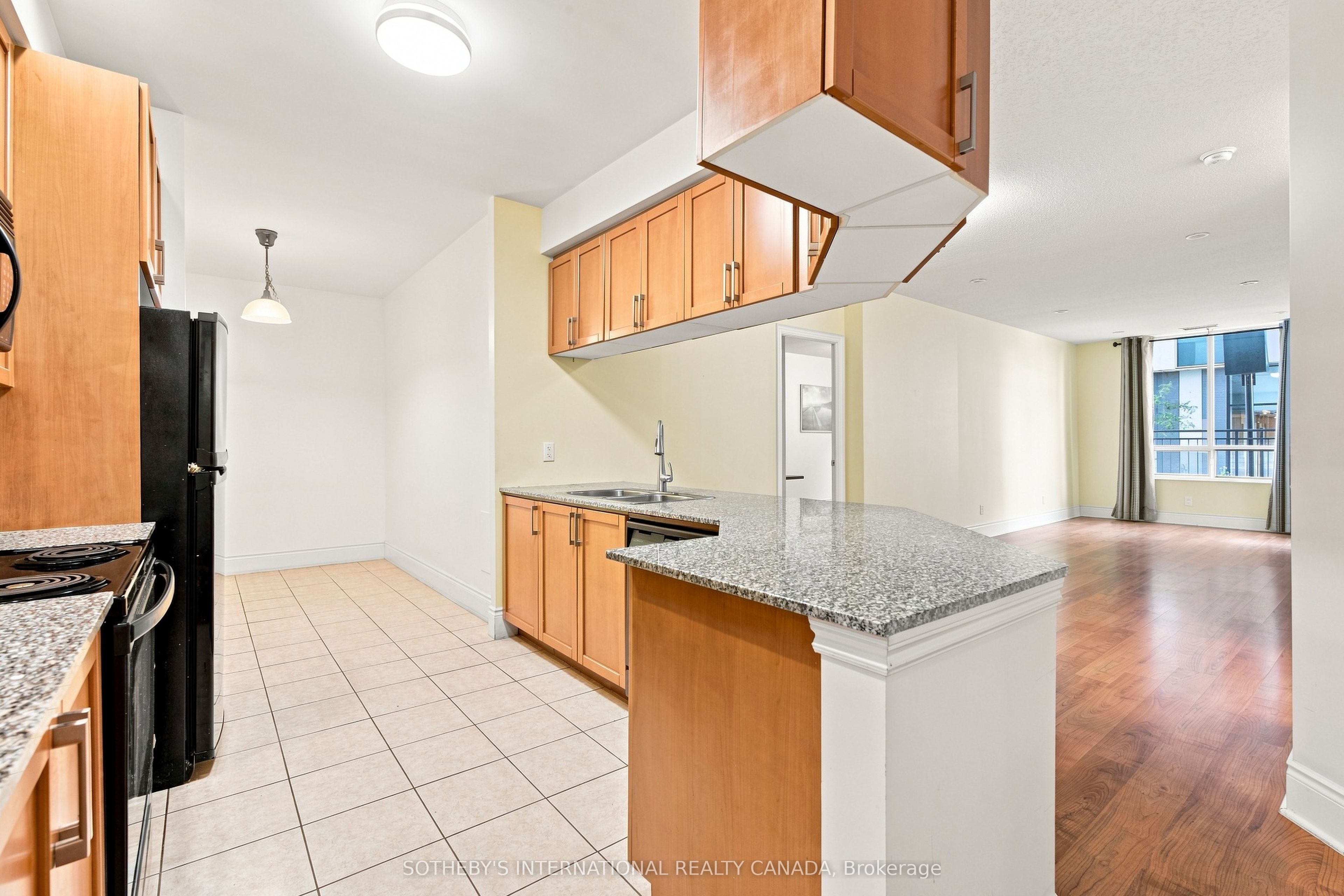 5233 Dundas Street 115, Toronto, ON M9B 6M1 photo 4