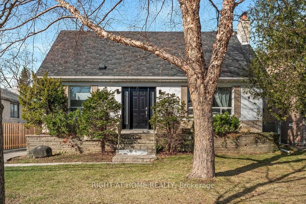 48 Jopling Avenue N, Toronto, ON M9B 4G2