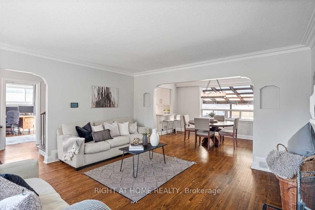 48 Jopling Avenue N, Toronto, ON M9B 4G2 photo 5