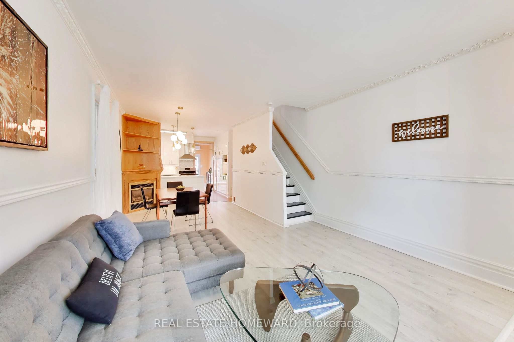 18 Britannia Avenue, Toronto, ON M6N 3T7 photo 5