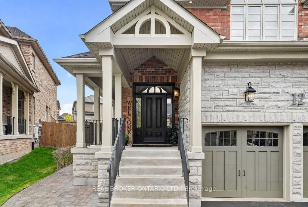 12 Lookout Court, Halton Hills, ON L7G 6P1 photo 2