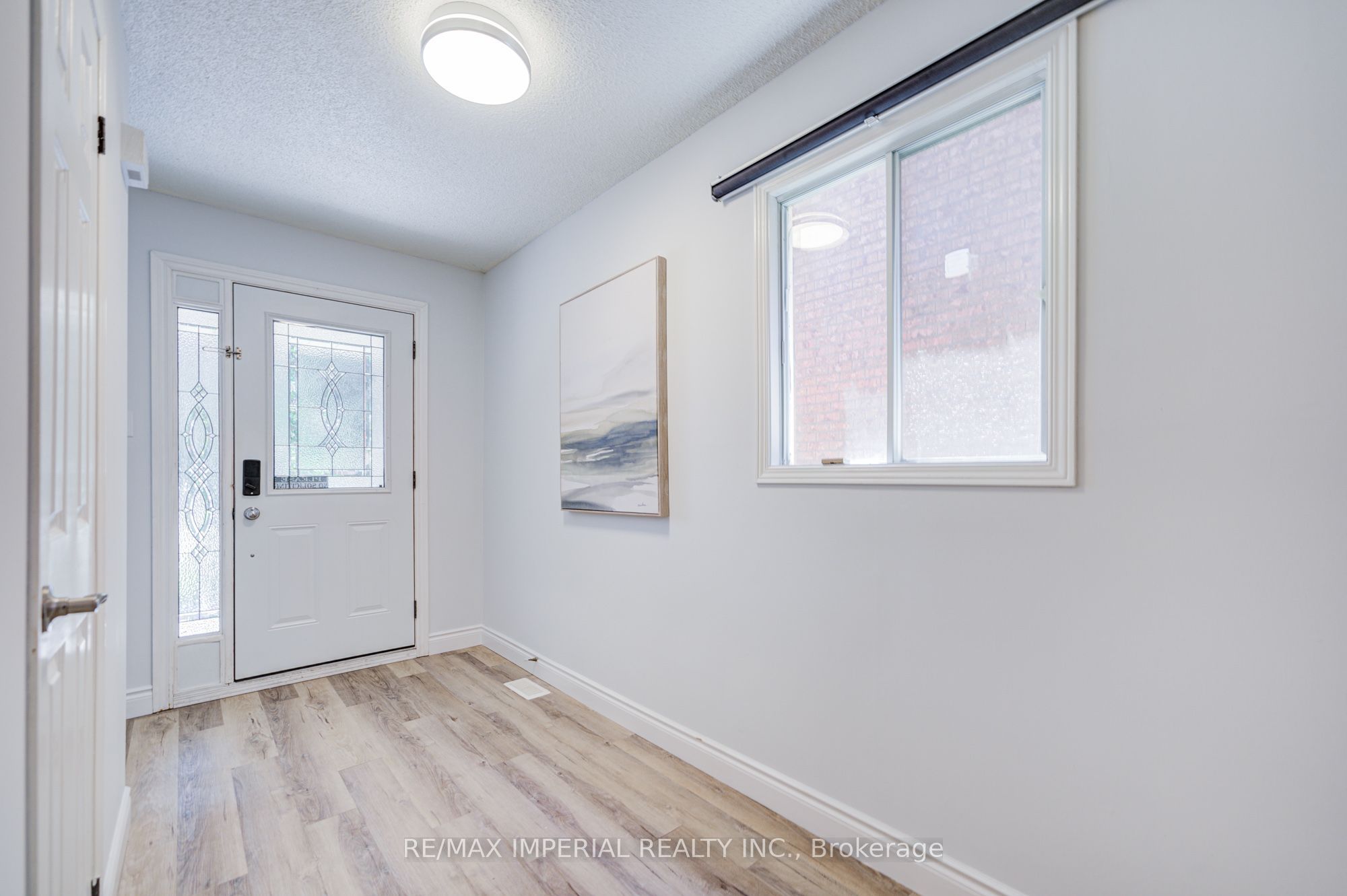 3377 Hargrove Road, Mississauga, ON L5L 4E6 photo 3