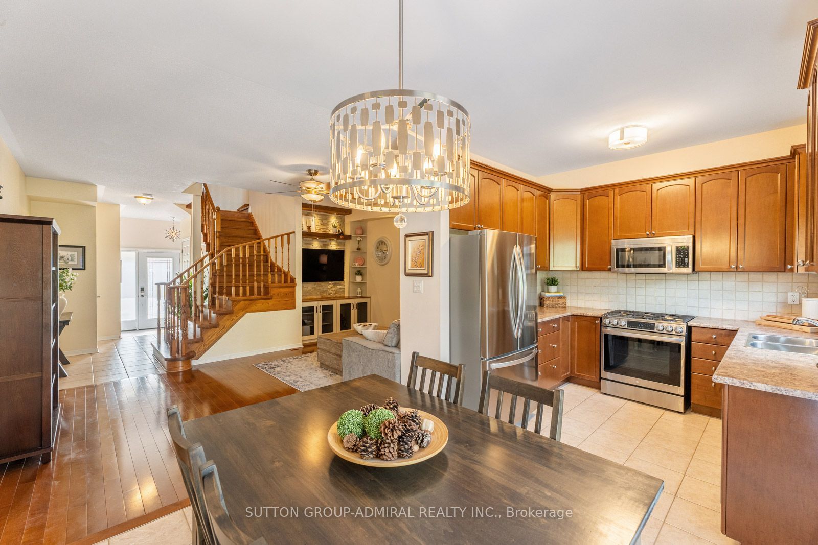 96 Niagara Trail, Halton Hills, ON L7G 0A8 photo 4