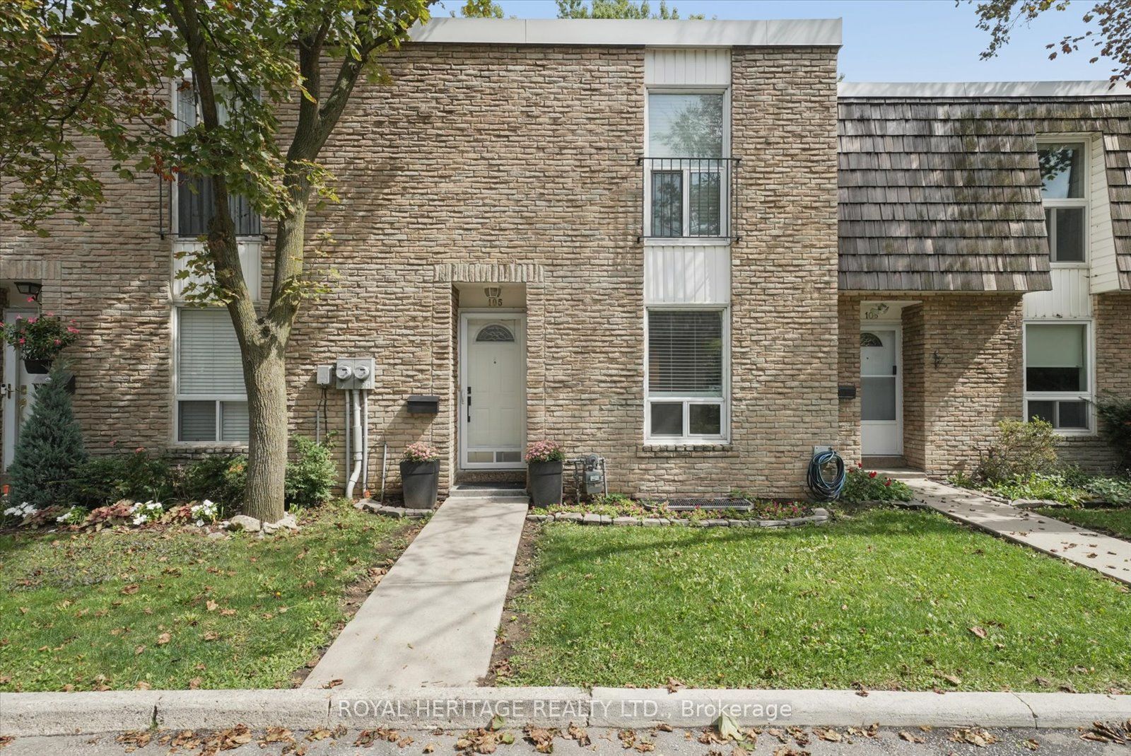 701 Burnhamthorpe Road 105, Toronto, ON M9C 2Z6