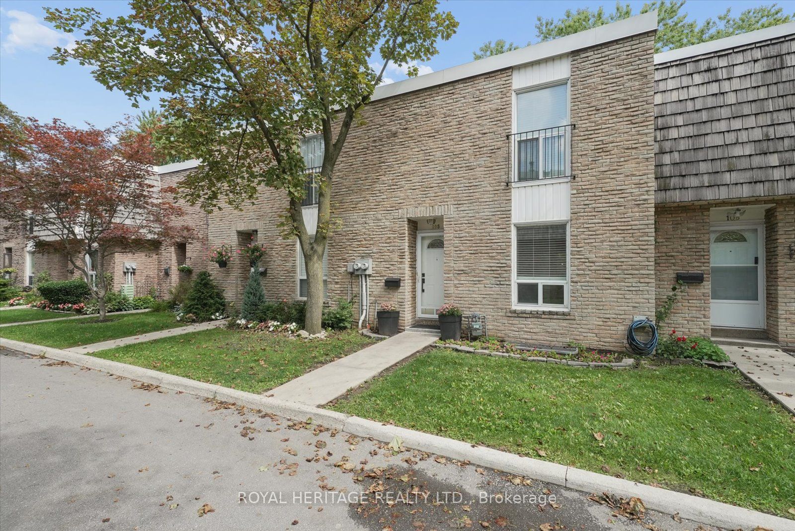 701 Burnhamthorpe Road 105, Toronto, ON M9C 2Z6 photo 3