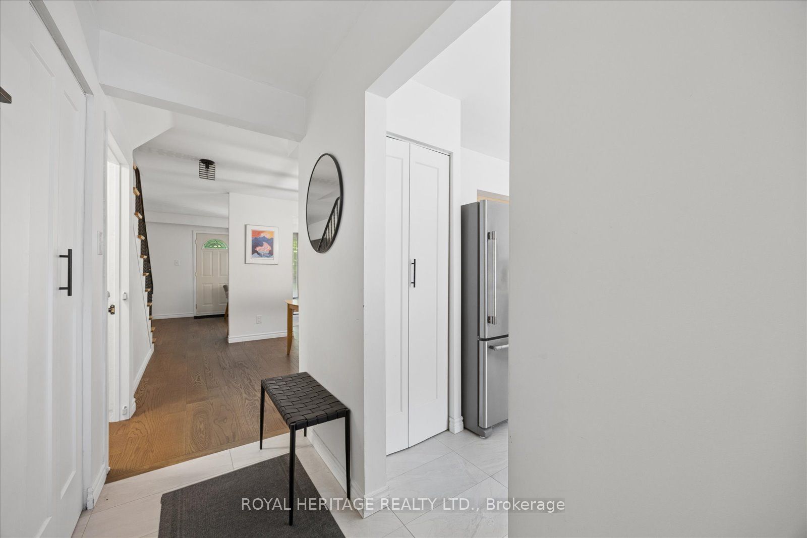 701 Burnhamthorpe Road 105, Toronto, ON M9C 2Z6 photo 5