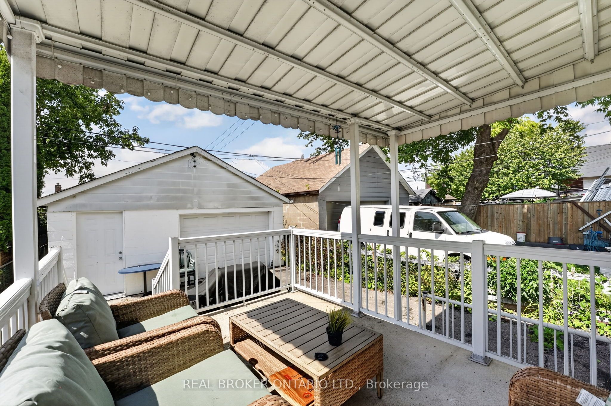 238 Chambers Avenue, Toronto, ON M6M 3L5 photo 5