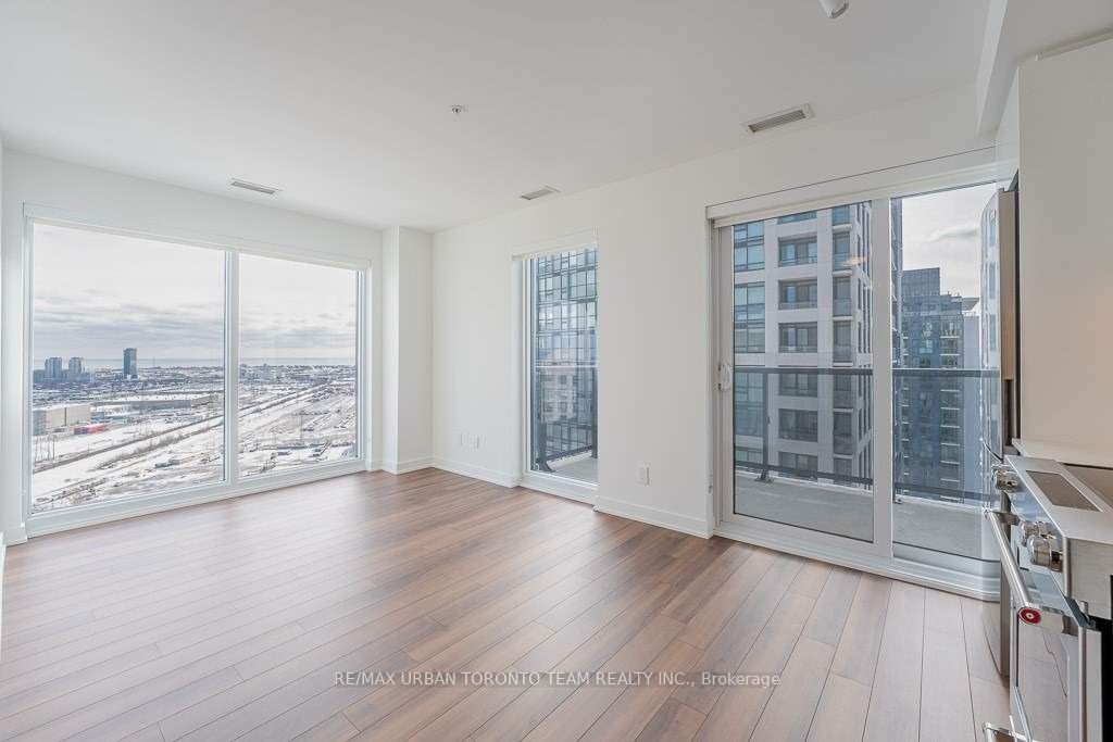 30 Samuel Wood Way 2310, Toronto, ON M9B 0C9