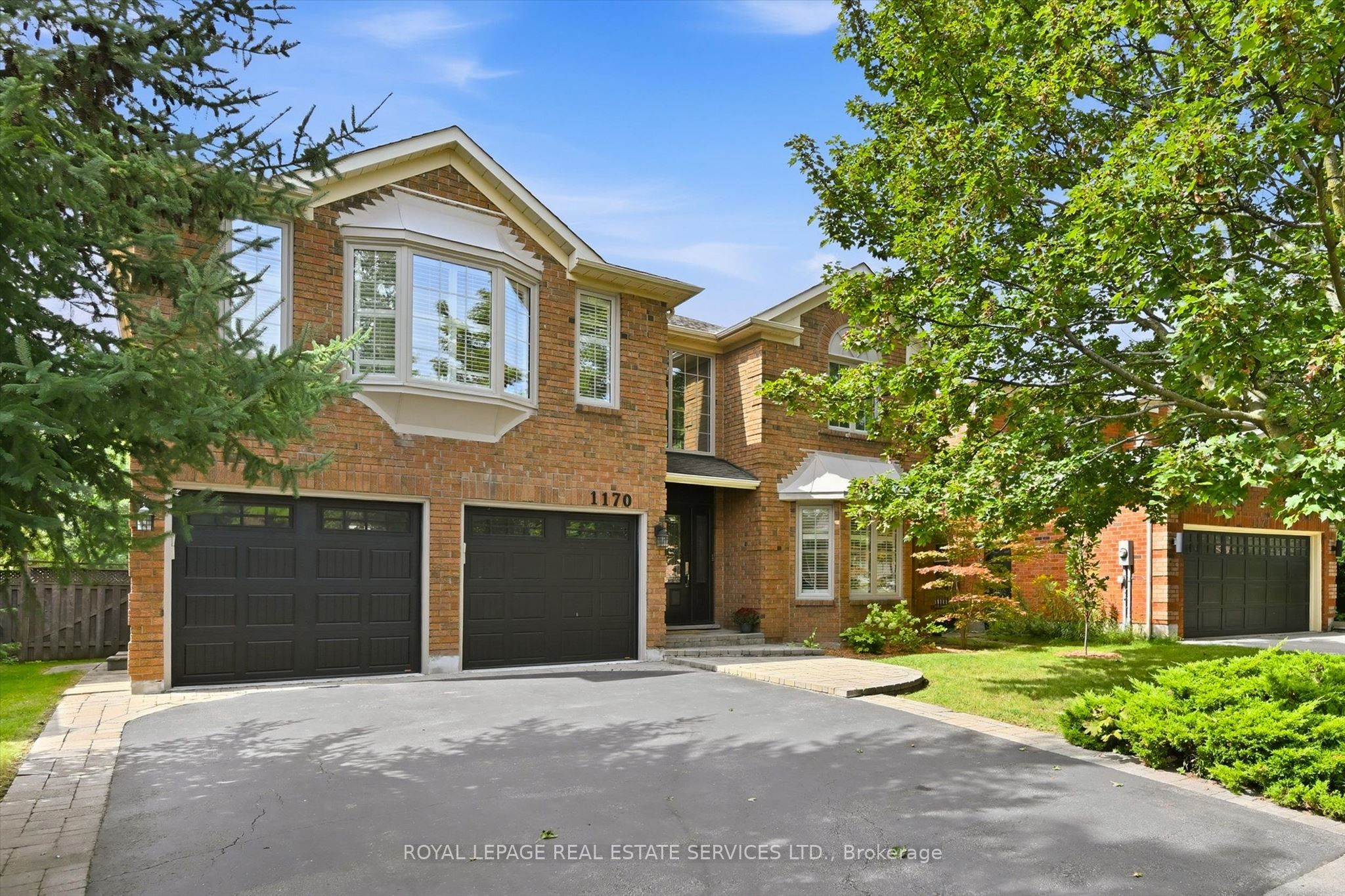 1170 Giles Gate, Oakville, ON L6M 2S3