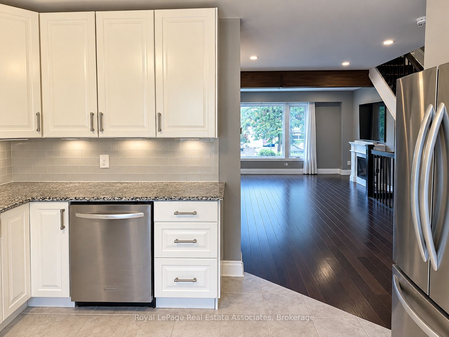 2440 Bromsgrove Road 125, Mississauga, ON L5J 4J7 photo 4