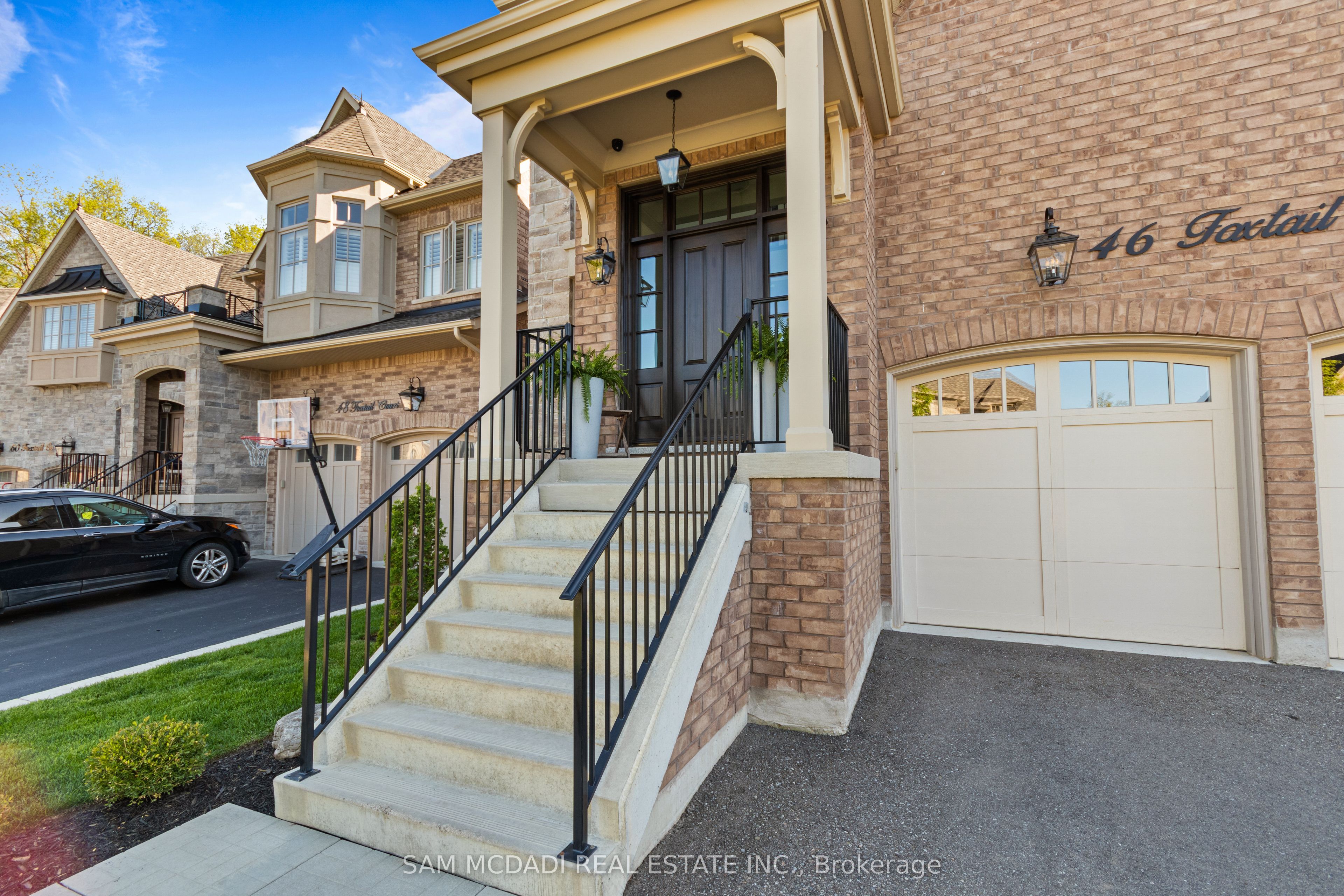 46 Foxtail Court, Halton Hills, ON L7G 0J6 photo 2