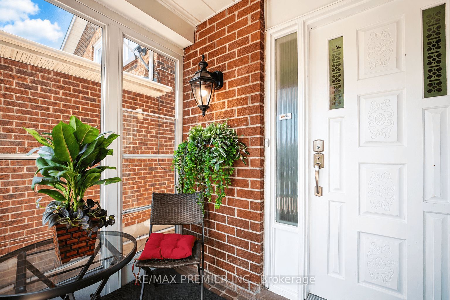 55 Deerpark Crescent, Brampton, ON L6X 2T6 photo 3