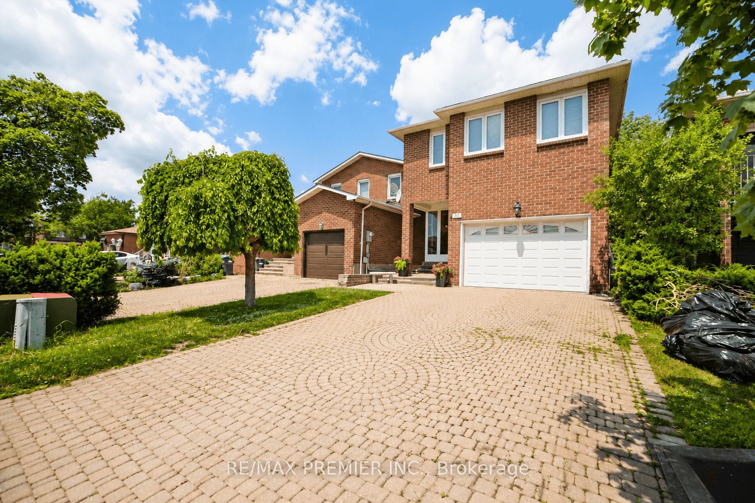 55 Deerpark Crescent, Brampton, ON L6X 2T6 photo 4
